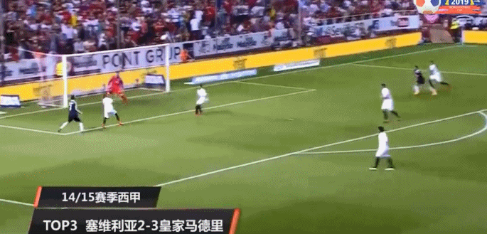 飞翔的c罗!7大逆天头球盘点,巴萨曼联成背景,34岁还在