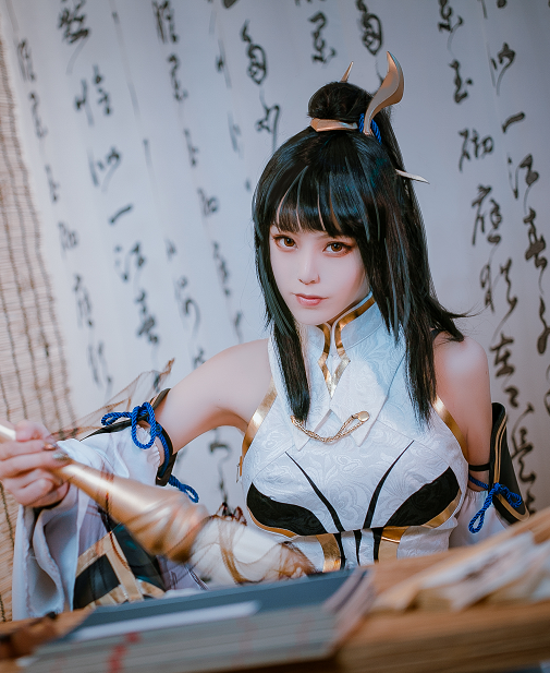 游戏《王者荣耀》上官婉儿cosplay,女孩重现角色的魅力之处