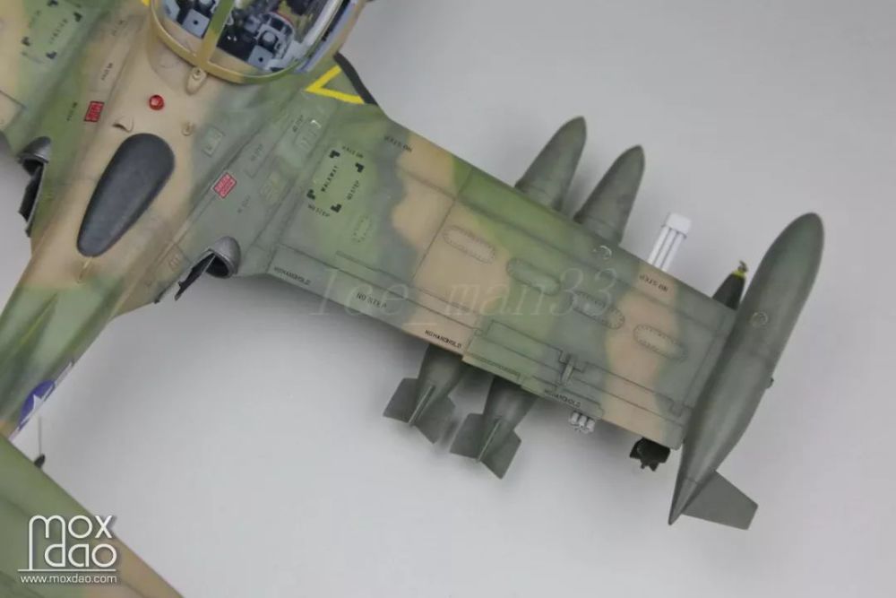 a-37 蜻蜒攻击机