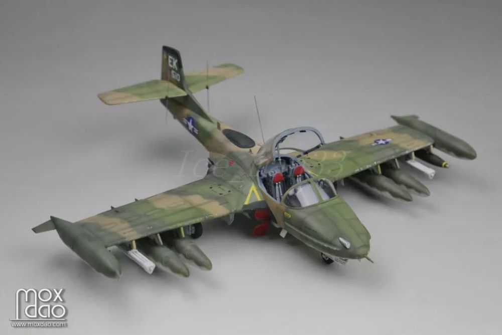 a-37 蜻蜒攻击机