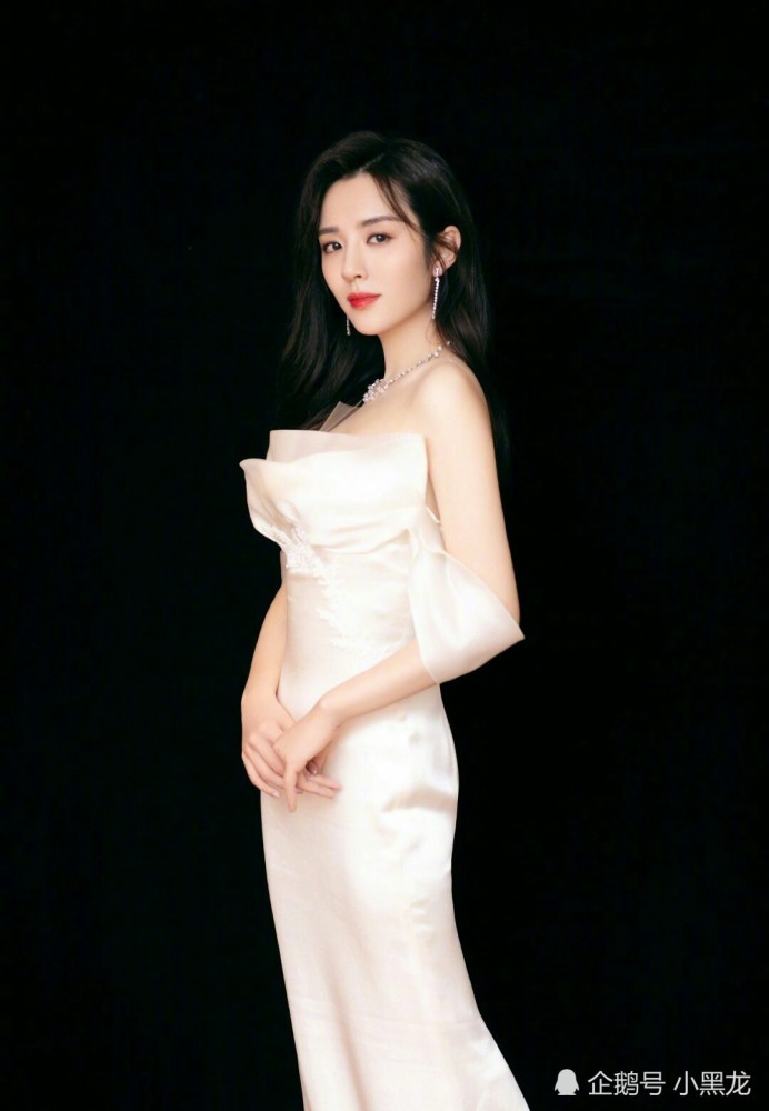 王晓晨礼服美图鉴赏
