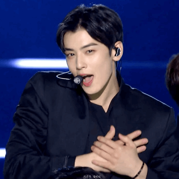 在舞台上的出色表现力,也让车银优今年开始了自己的海外个人行程,是