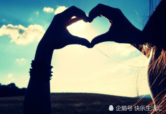 女生说"我想你",怎么回答显得情商高?网友:我会,可女朋友在哪儿?