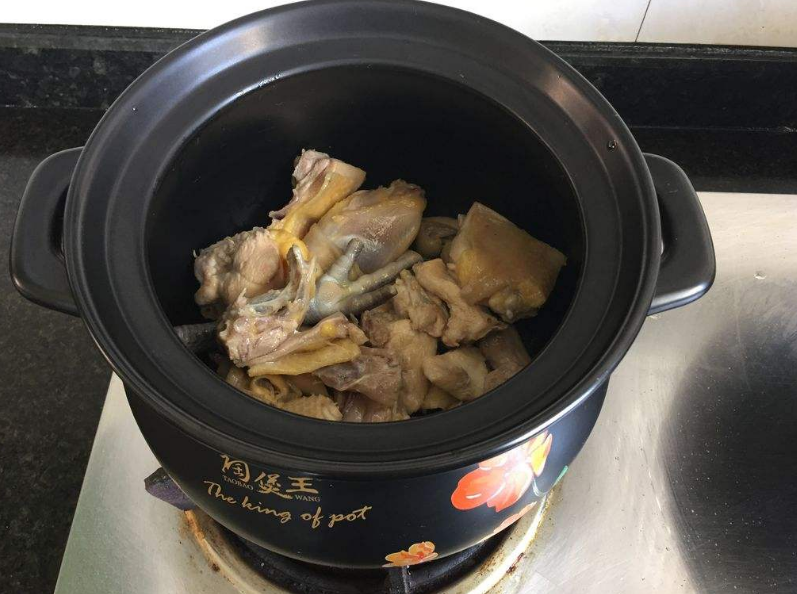 炖鸡汤,鸡汤,营养,老母鸡,鸡肉,鸡块