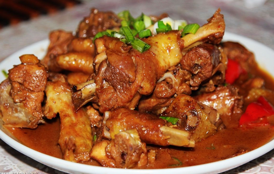 年夜饭最常出现的5道菜,蛋饺和鸡汤绝配,红烧小公鸡必