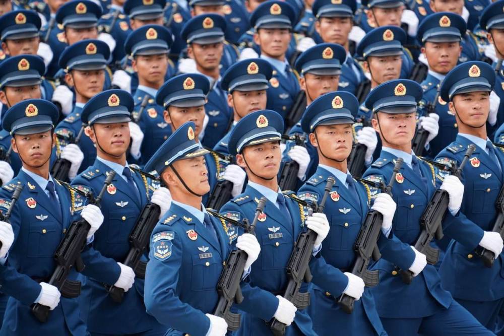 中国大阅兵唯一一次失误,却赢得世界的掌声,中国军人是最棒的!