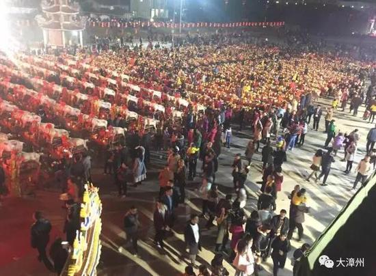 闽南初九拜天公 百只猪羊震撼上桌