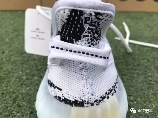 adidas yeezy350v2 白斑马 真假对比