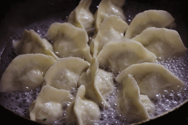 冬至到底是吃饺子还是汤圆?