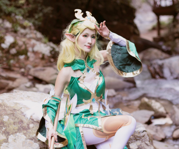 《王者荣耀》王昭君cosplay,小姐姐英姿飒爽,气质非凡