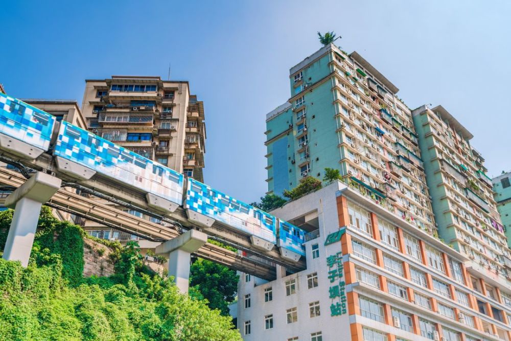 重庆轨道交通,轻轨,重庆,美食街,杨家坪站,两路口