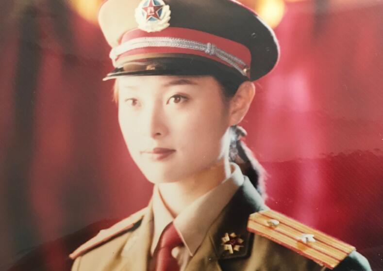 与陈建斌相恋5年的吴越,为何会败给蒋勤勤?今47岁未婚