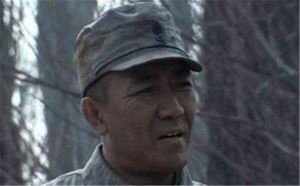 《亮剑》中,为什么李云龙欺负得了孔捷,却欺负不了丁伟?