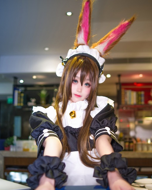 cosplay《明日方舟》阿米娅,清纯甜美的美少女