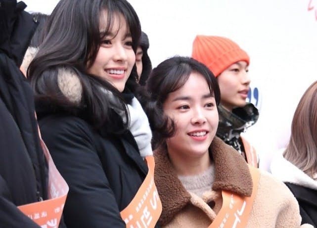韩志旼,韩孝周一同出席公益活动,两位女神也有"最萌身高差"!