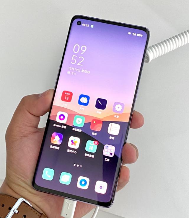 oppo reno3系列双模5g手机将来袭,定价成猜测焦点