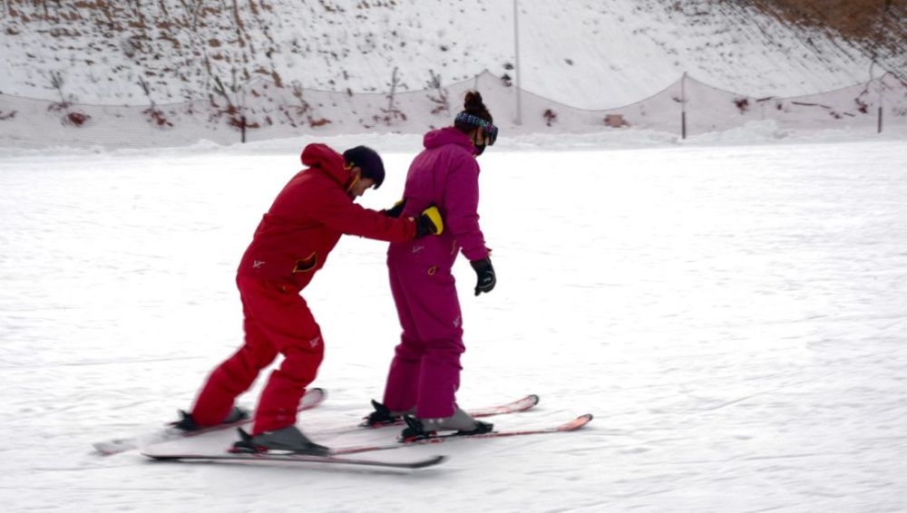 海寨沟滑雪场开园啦!让我们相约滑雪,释放激情!