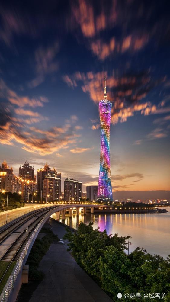 广州塔,又名小蛮腰,是中国第一,世界第三高塔