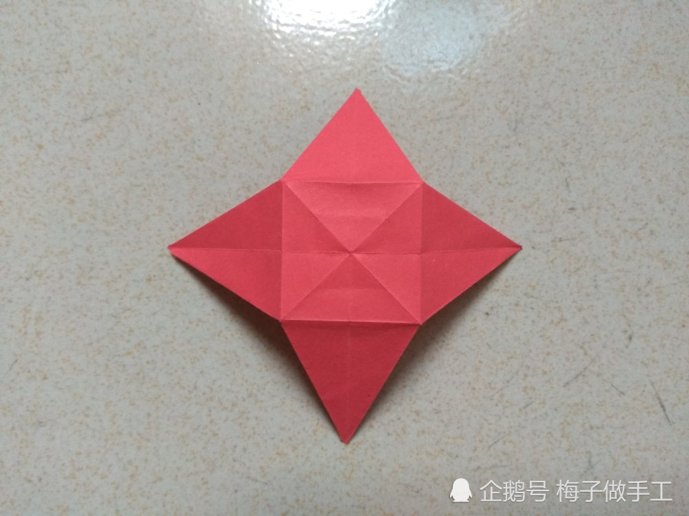 手工折纸diy:圣诞花环怎么折?折法简单,成品漂亮,圣诞