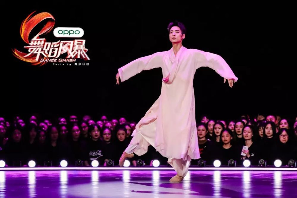 《舞蹈风暴》总决赛精彩图片,拿去做壁纸吧