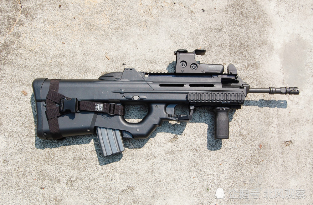 世界名枪:比利时fn f2000突击步枪