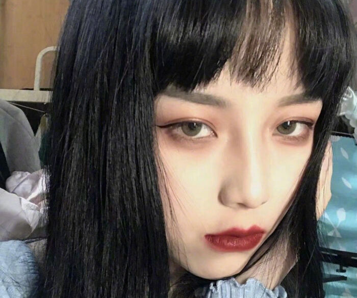 有这3个特点的女生,是天生的"耐看脸",全中的肯定脱单