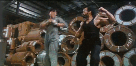 1990年的 《洗黑钱》可以说是甄子丹自由搏击风格的早期代表作品,片