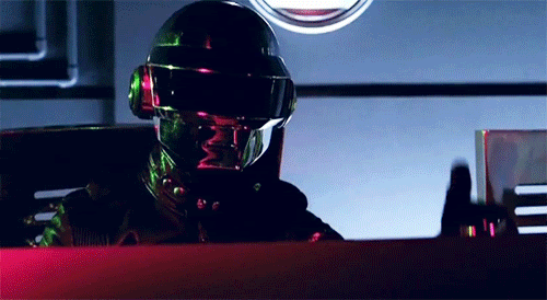 音乐各种领域都有身影,比方说最近大家都在说的赛博朋克(cyberpunk)