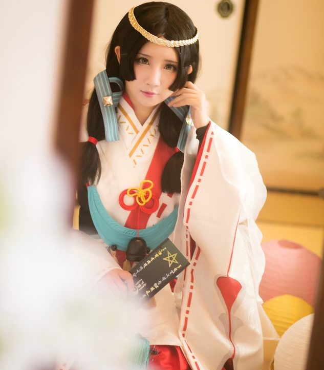 《阴阳师》八百比丘尼cosplay,和服装扮的小姐姐典雅迷人