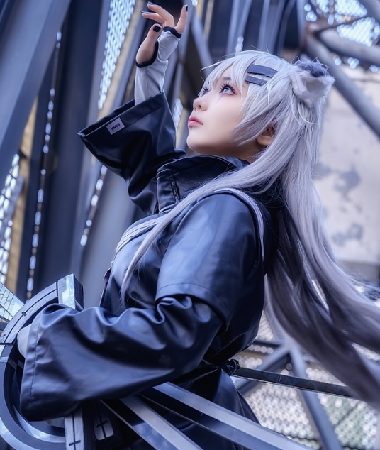 cosplay白头发,cosplay尾巴 cosplay