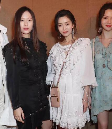 文咏珊,郑秀晶,美女,angelababy,连衣短裙