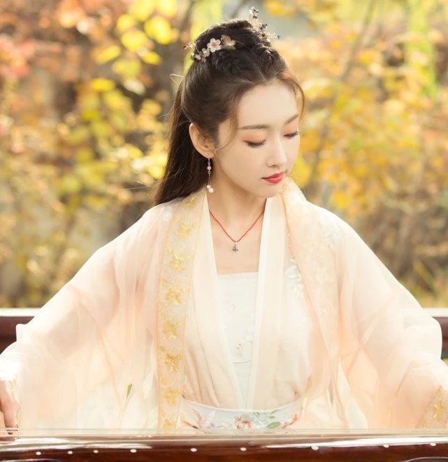 宣璐再次出演古装,新剧造型美出巅峰,看到男主颜值:果断追了!