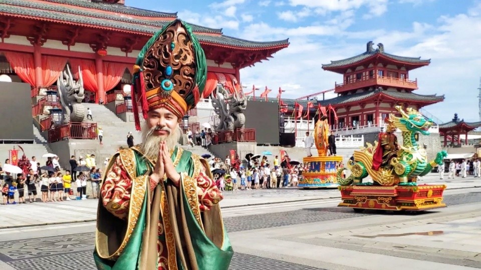 主题乐园,上海迪士尼,华谊兄弟,网红,苏州,迪士尼