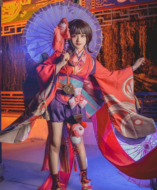 手游《阴阳师》神乐cosplay,小姐姐扮演的神乐清纯可爱