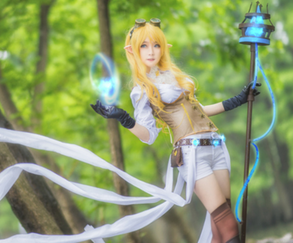 《英雄联盟》风暴之怒迦娜cosplay,玉貌仙姿,靓丽可人