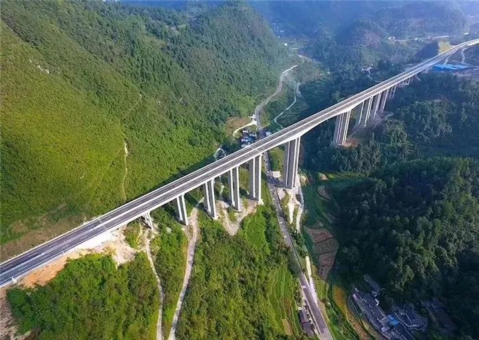 贵州又一条高速公路全线通车!过路费标准公布