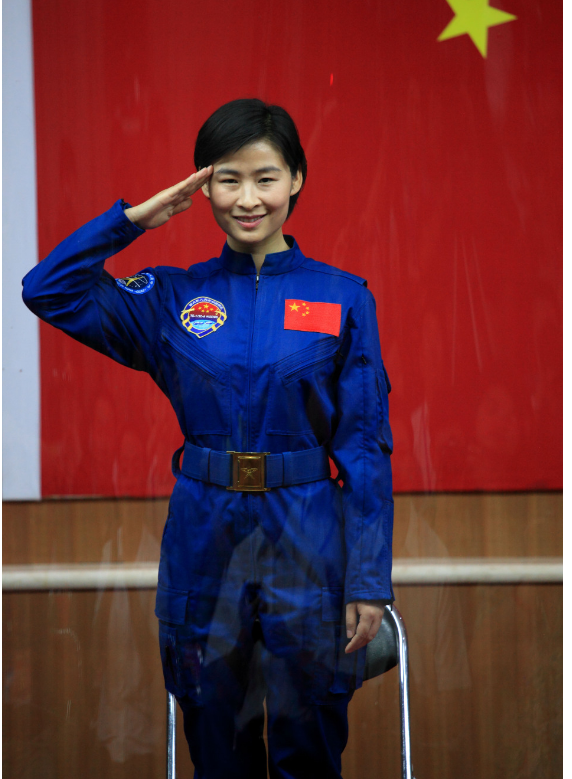 首次登上太空中国女航天员刘洋,返回地面后逐渐消失,如今过得这样!