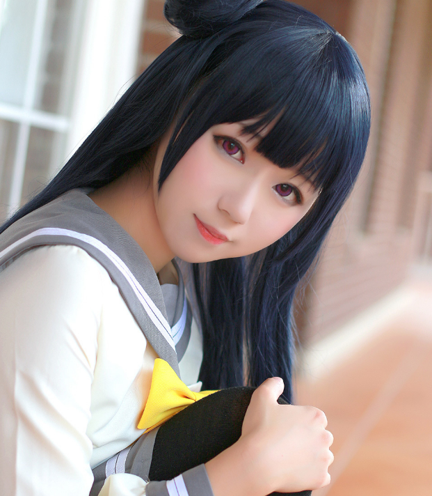 《lovelive》津岛善子cosplay,校服装扮的小姐姐清新靓丽