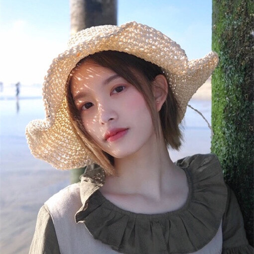 ins风·干净女生头像:永远保持理智选择和接受坏事的心态