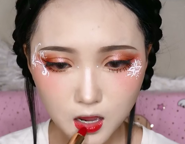 大佬仿妆"嫦娥",开始:可别毁我童年,结局:我想当你的兔子!