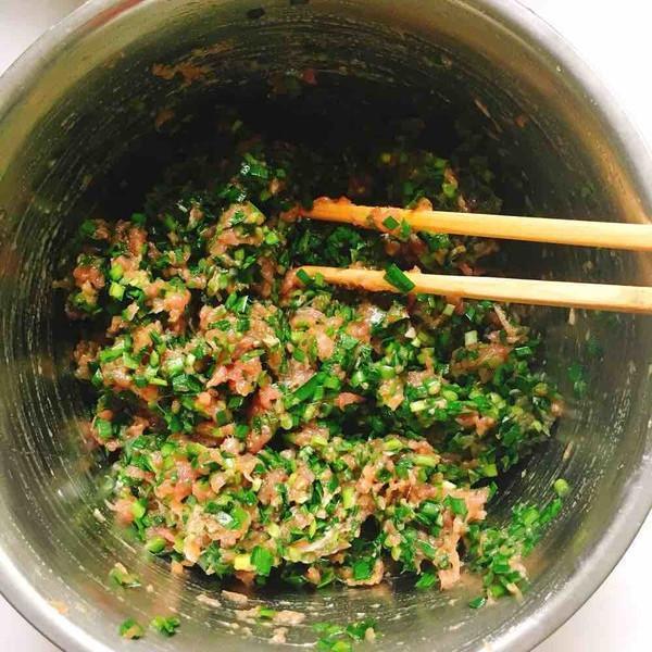 拌饺子馅千万别放"它",10人有9人放错,难怪饺子不鲜不