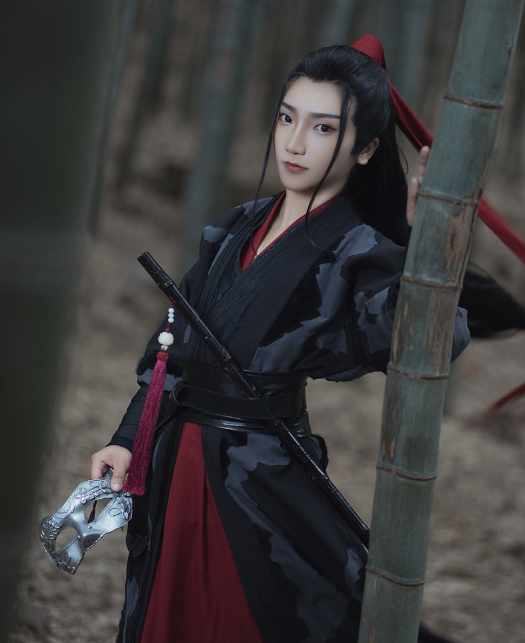 cosplay《魔道祖师》动漫人物魏无羡,古风美男子潇洒不羁