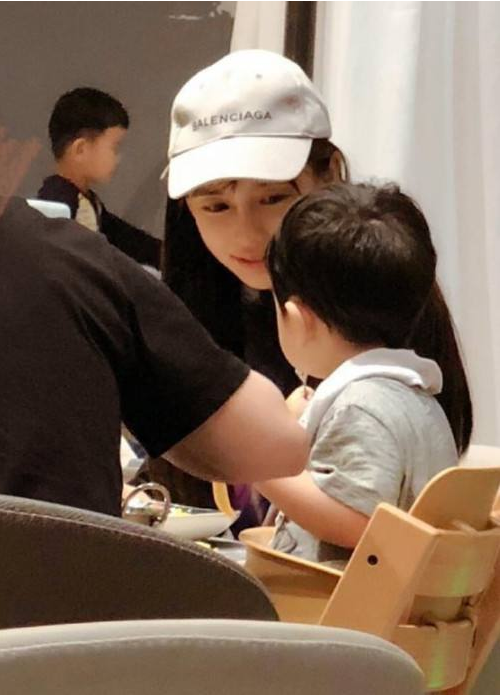杨颖,黄晓明,小海绵