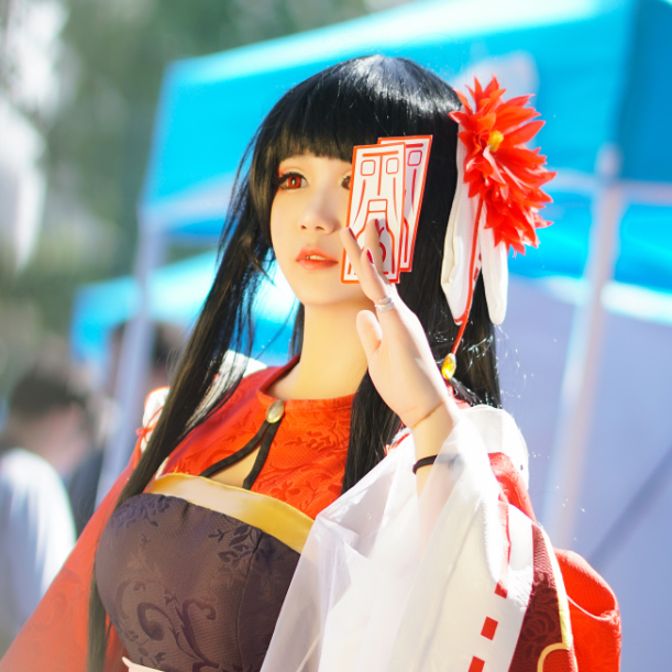 阴阳师彼岸花cosplay,低眉浅笑温婉动人