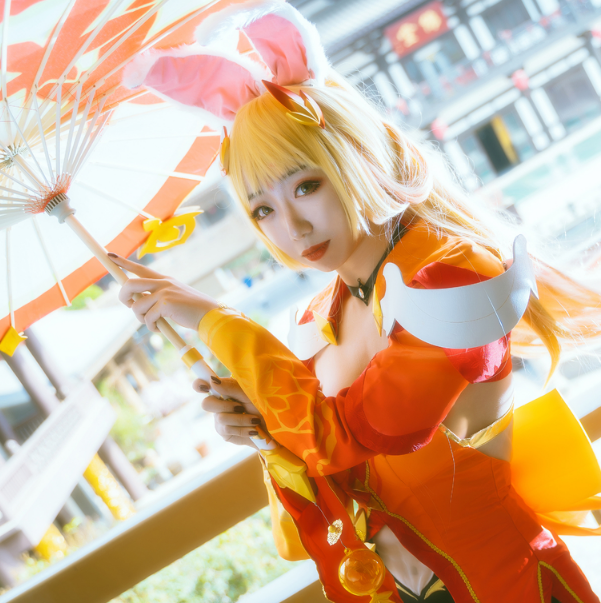 《王者荣耀》公孙离cosplay,迷人唯美小姐姐,迷人阳光