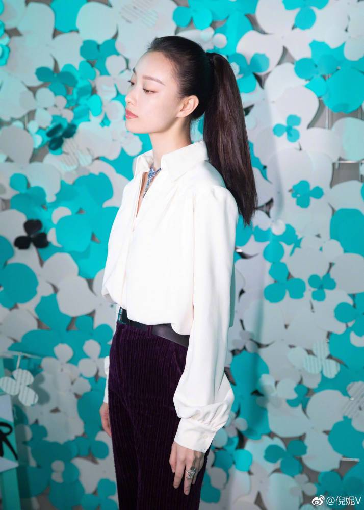 放一波倪妮美照,原来还是国家级运动员!好看的女孩子怎么那么多呀