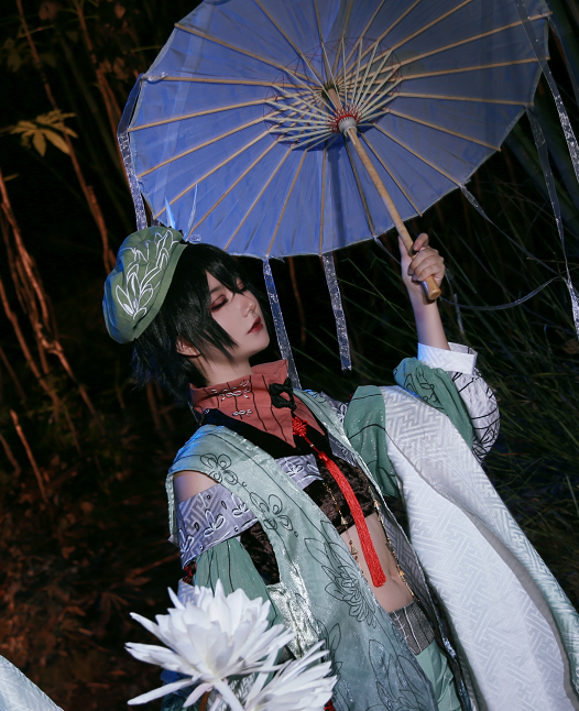 cosplay动漫《凹凸世界》卡米尔,小姐姐气质优雅迷人