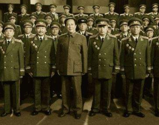 1955年授衔元帅时,为何称共和国元帅,而不是解放军元帅?