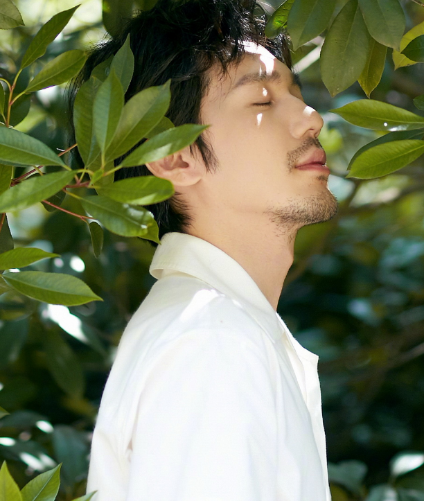 白宇写真图片壁纸,帅气硬朗,男神气质尽显