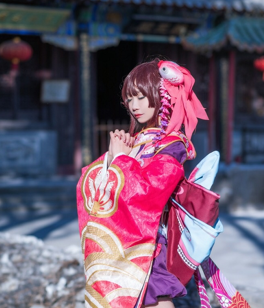 cosplay《阴阳师》神乐,女孩用心cos神乐的魅力